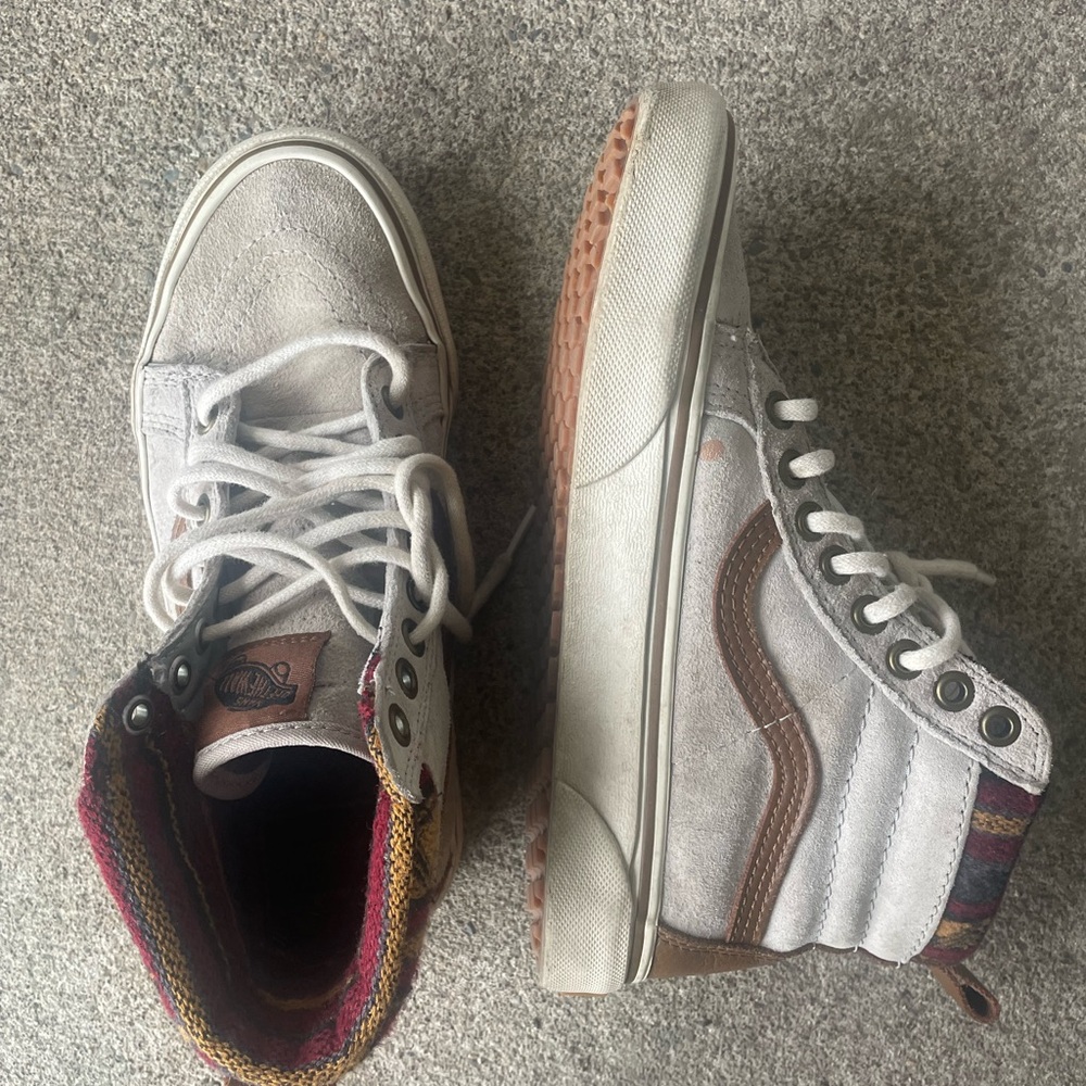 Vans High-Top Sneakers with Brown Accents
